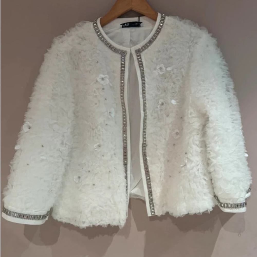 Zara White Teddy Jacket Plush Cropped Design